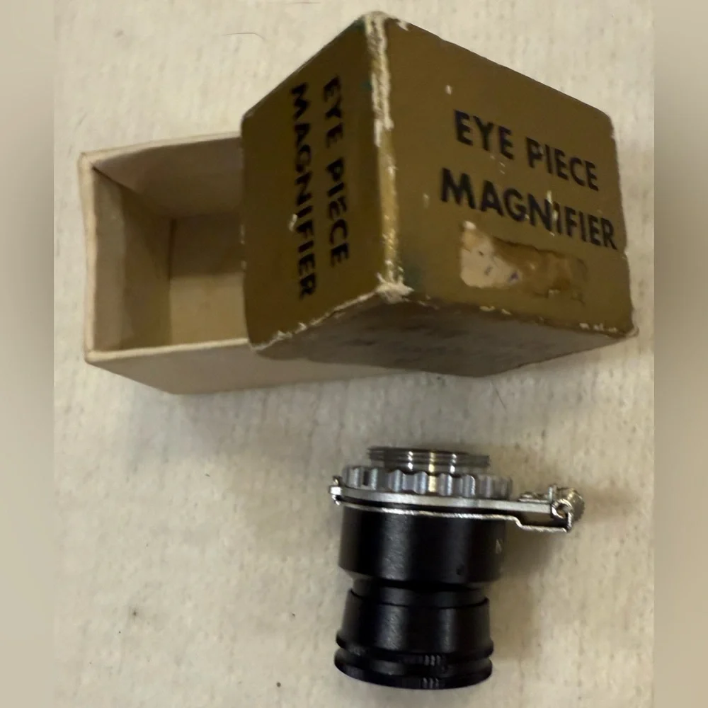 Nikon Eye Piece Magnifier EP01 in the original box.